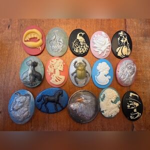 Lot 1 Of 15 Resin Cameo Cabochons Mixed Lot 2x3 Cm. 20x30mm